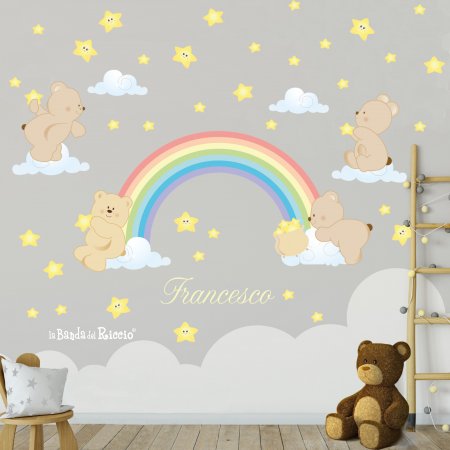 Adesivi murali per bambini "Arcobaleno". Un arcobaleno, quattro orsetti e tante stelle. Foto ambientata