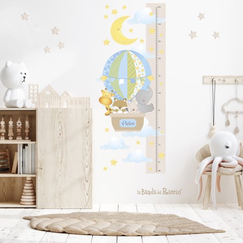 "Friends in Balloon Growth Chart", nursery wall decor. Photo lightblue