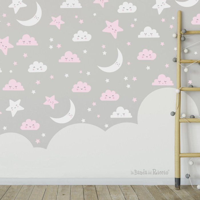 Wall stickers nuvolette e stelle bicolore, piccoli adesivi murali per creare un effetto carta da parati. Foto