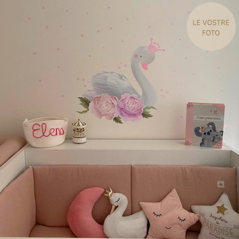 Foto di una cliente con cigno dimensione M