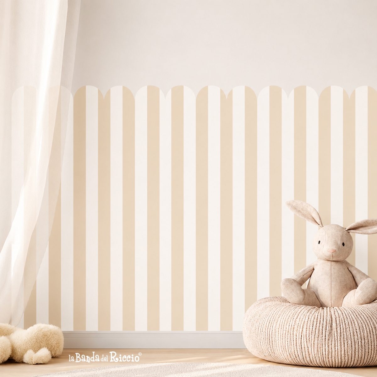 Rectangular Boiserie Scalloped wall decal