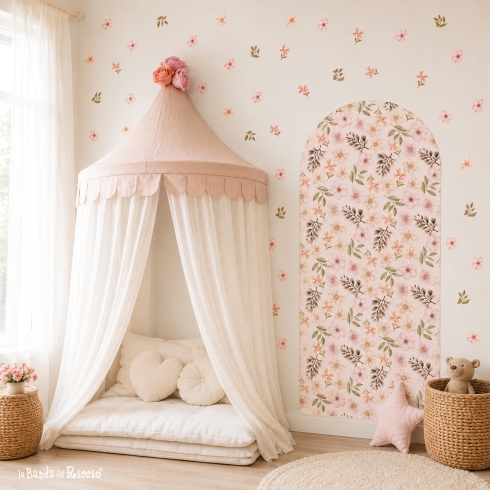 Arco boho floreale circondato da pattern abbinati